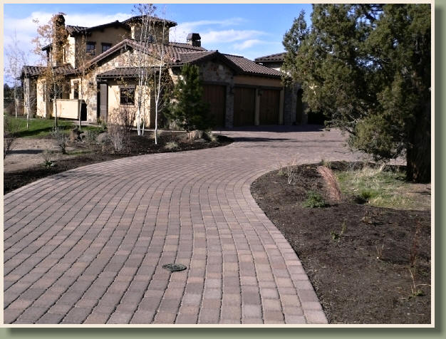 Pavers in bend, Oregon offer paving services in Central Oregon and in Redmond, Oregon.